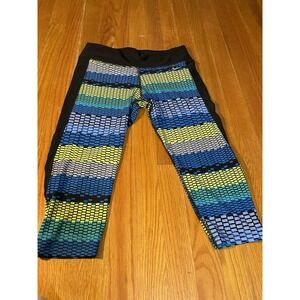 Nike Better World Leggings Womens Size‎ Medium Pull On Cropped Active Stretchy